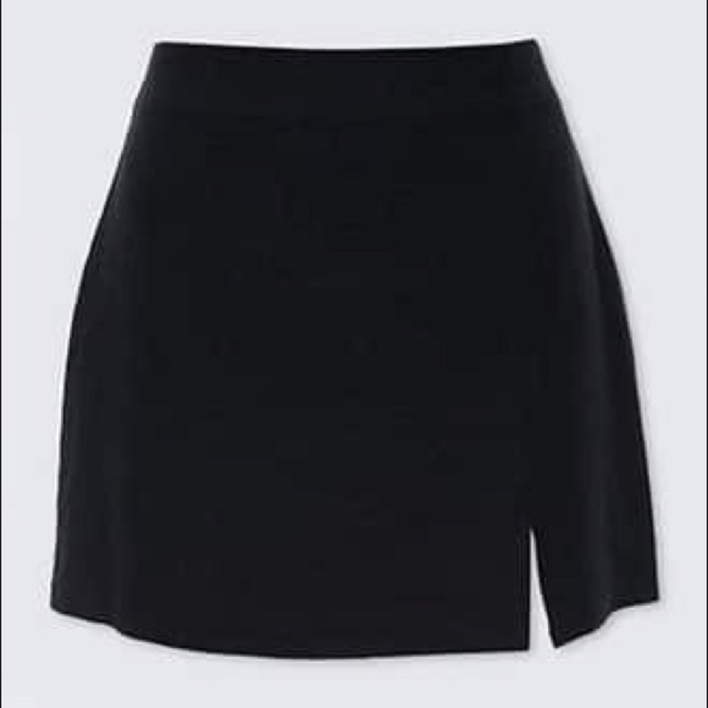 Forever 21 | Black linen mini skirt